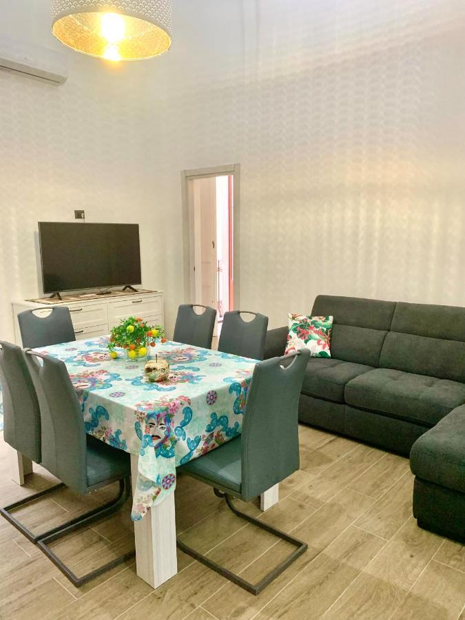 Apartmán Global Center Katánie Exteriér fotografie